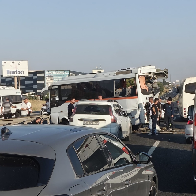 Tekirdağ'da zincirleme kaza: 5 yaralı