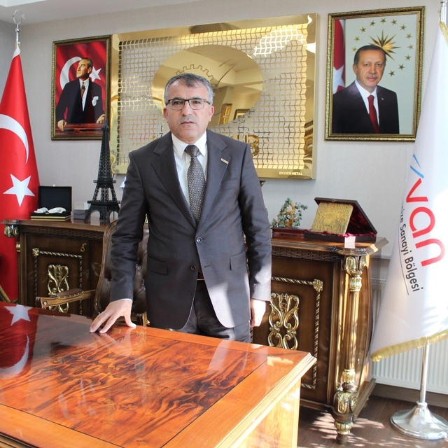 Van OSB Başkanı Memet Aslan'dan 'Milli Dayanışma ve Toplumsal Bütünleşme' k...
