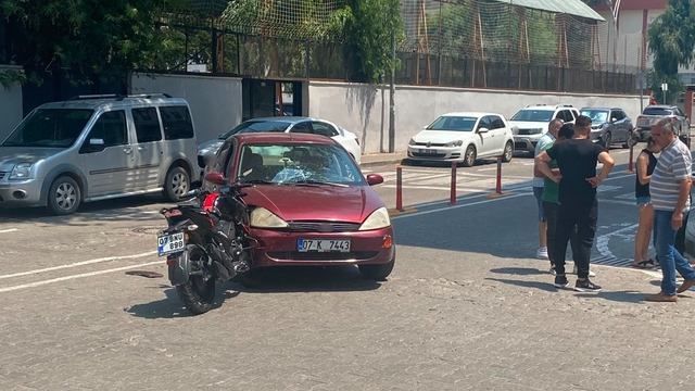 Kaza yapan sürücüler liseden sınıf arkadaşı çıktı