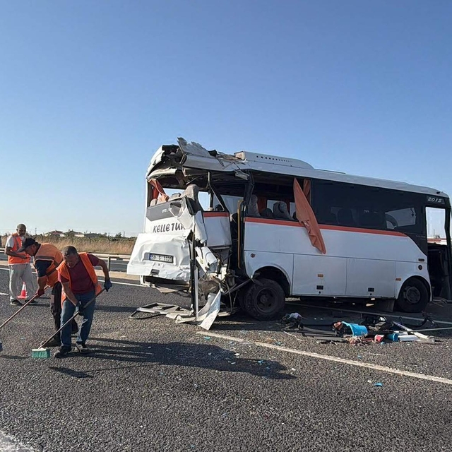 Tekirdağ'da 4 araç zincirleme kazaya karıştı; 29 yaralı