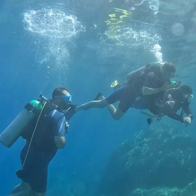 Su altının renkli dünyası, Marmaris'e dalış turizmiyle hayat veriyor