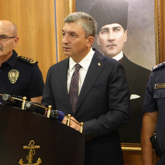 Levant akıntısı Doğu Akdeniz'in kirliliğini Antalya kıyılarına taşıyor
Anta...