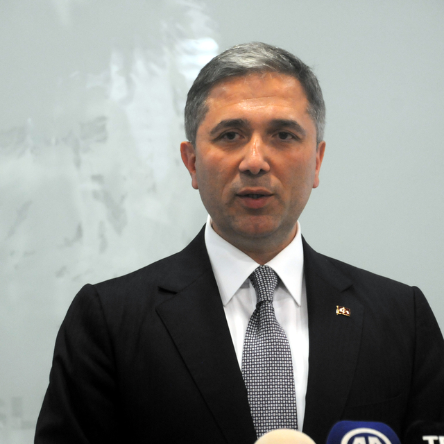 AK Parti'li Sırakaya: Gurbetçilerin gümrük sahasını terk etme süresi 29 dak...