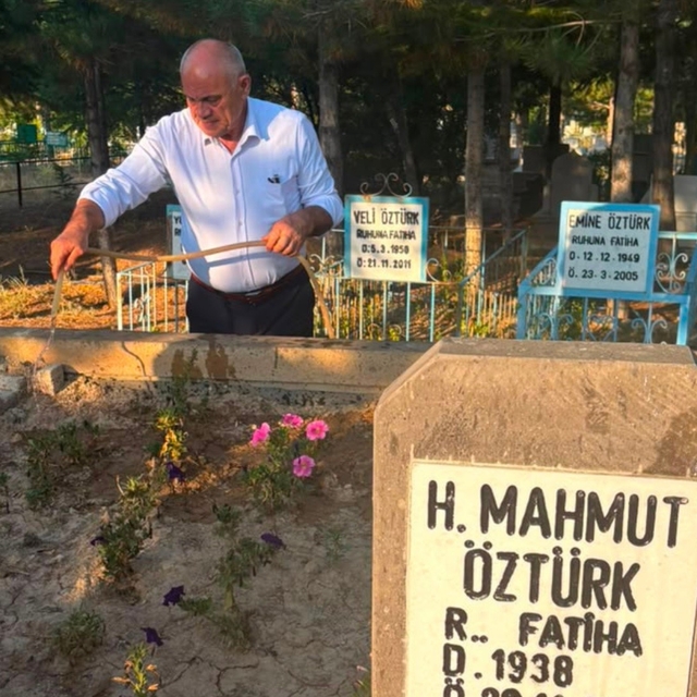 Yahyalı Belediyesi personelinden örnek vefa: Aile kabristanlarını temizleyi...