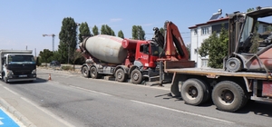 Iğdır-Tuzluca kara yolunda zincirleme kaza: 4 kişi yaralandı