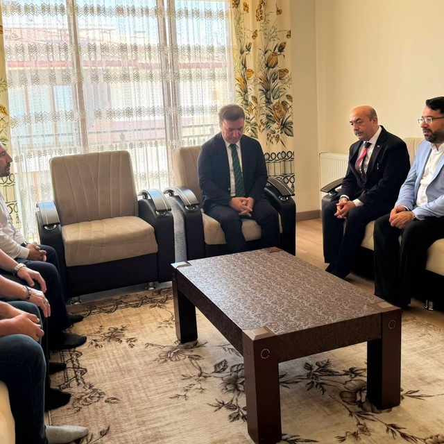 Vali Aydoğdu'dan Zengin ailesine taziye ziyareti