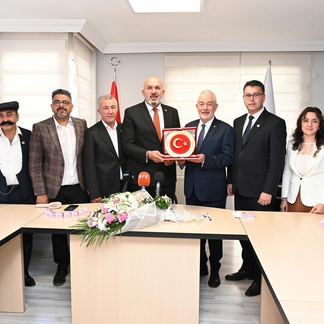 Türkiye Muhtarlar Konfederasyonu'ndan Başkan Başdeğirmen'e 'Yılın En Başarı...