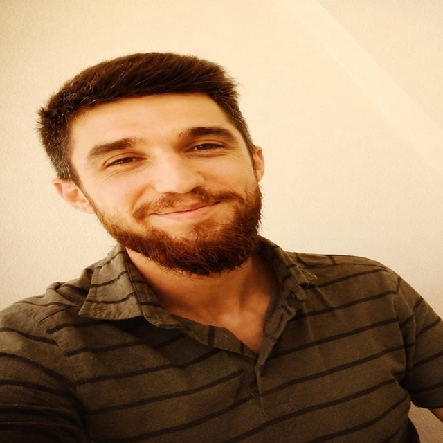 İznik Gölü'ne düşüp hayatını kaybetti Emre, toprağa verildi