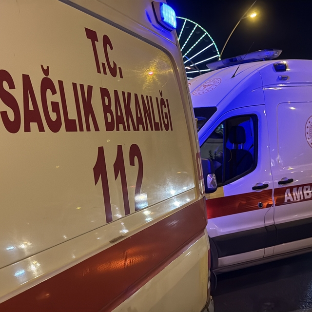Düğün salonunda iki taraf arasında tekme tokat kavga: 5 yaralı