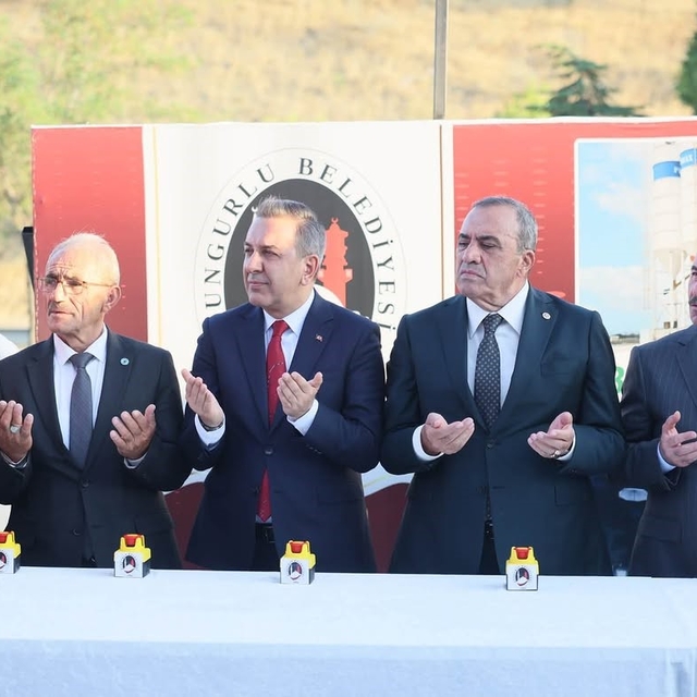 Sungurlu'da dev yatırımlar için toplu açılış ve temel atma töreni düzenlend...