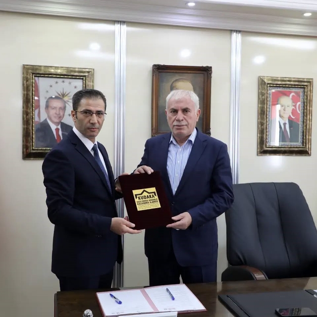 Kilit parke taşı üretim tesisinin yenilenmesi için imzalar atıldı