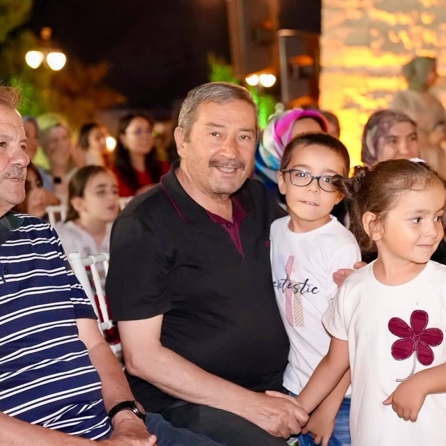 Darende'de nostalji sineması ve karaoke gecesi düzenlendi