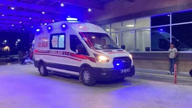 Çorum'da elini yem kırma makinesine kaptıran çiftçi, ağır yaralandı