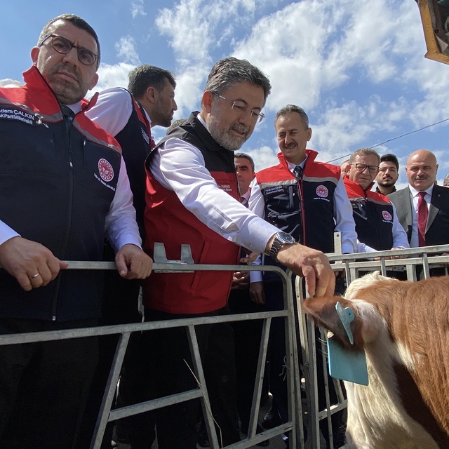 Bakan Yumaklı: GEKİS sayesinde her hayvanın dijital bir kimliği olacak