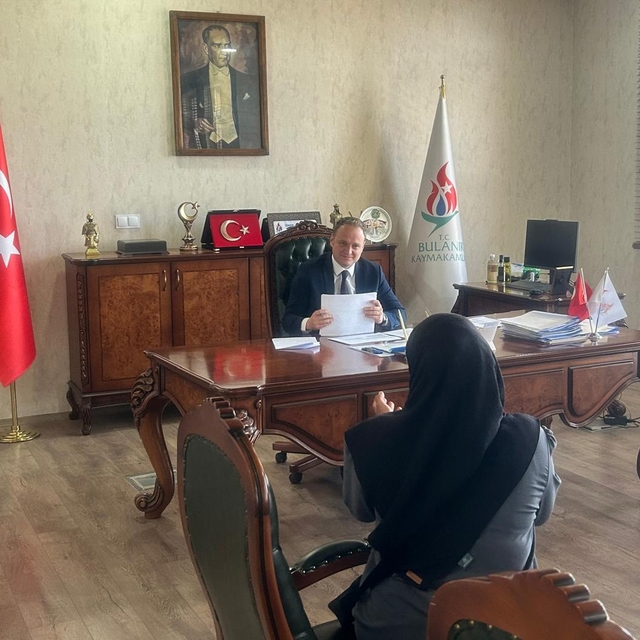 Bulanık Kaymakamı Koşansu, vatandaşların taleplerini dinledi