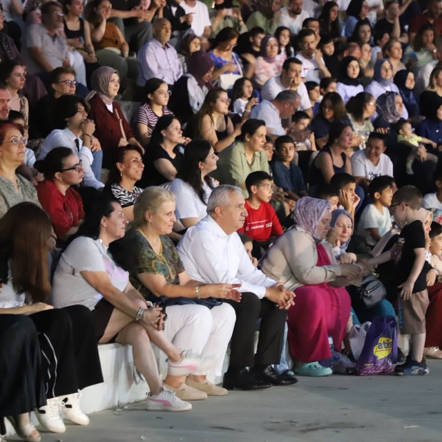 Turgutlu'da Gençlik Şöleni büyük ilgi gördü