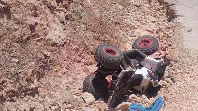Besni'de ATV devrildi: 4 yaralı