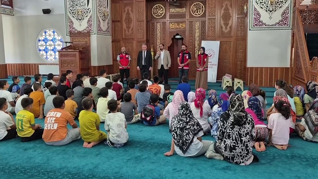 Yaz Kur'an Kursları'nda bağımlılığın zararları anlatıldı