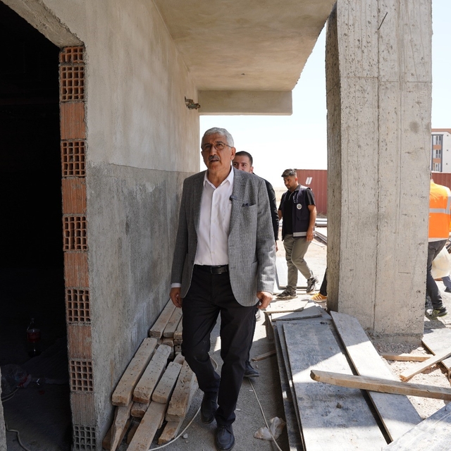 Kahta'da kadınlara özel yaşam ve yüzme merkezi yükseliyor