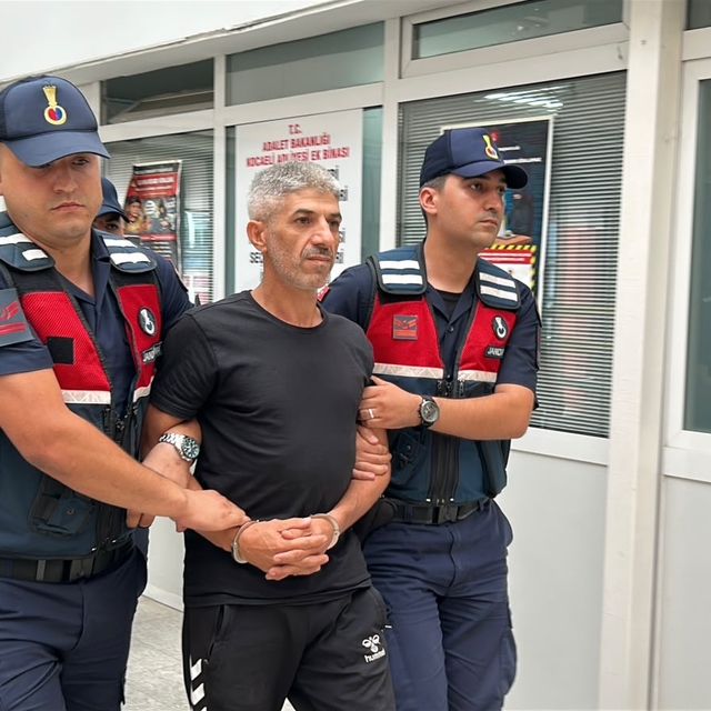 Kocaeli'de suç örgütü operasyonunun firari 2 şüphelisi yakalandı (2)