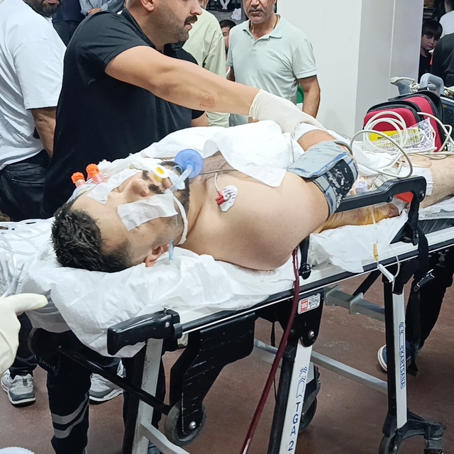 Şanlıurfa'da hastane bahçesinde silahlı saldırı: 1'i çocuk 2 yaralı
