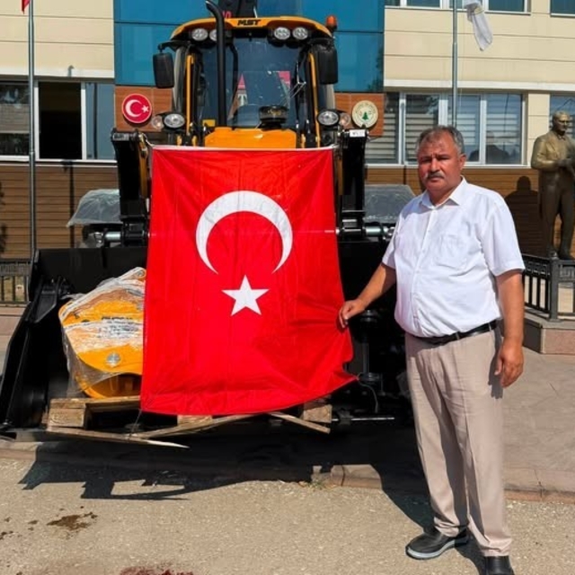 Beyağaç Belediyesi araç filosunu öz kaynaklarıyla güçlendiriyor