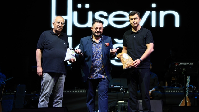 Çameli'de alabalık yarışmaları ve konser coşkusu bir arada yaşandı
Çameli Festivali'nin 2. gününde Hüseyin Kağıt konseri