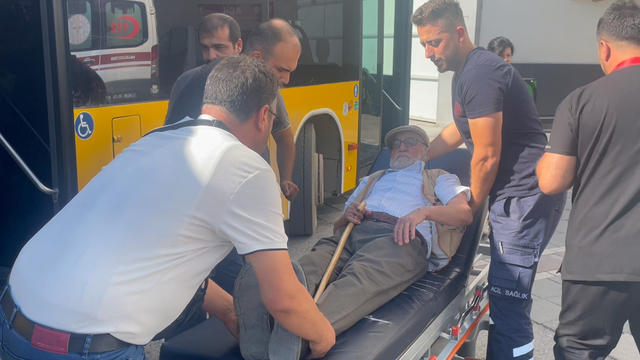 Otobüste fenalaşan yolcuyu şoför hastaneye yetiştirdi