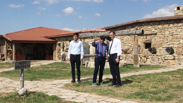 KUDAKA ile Kenan Yavuz Etnografya Müzesi arasında kültürel miras ve turizm iş birliği görüşmesi