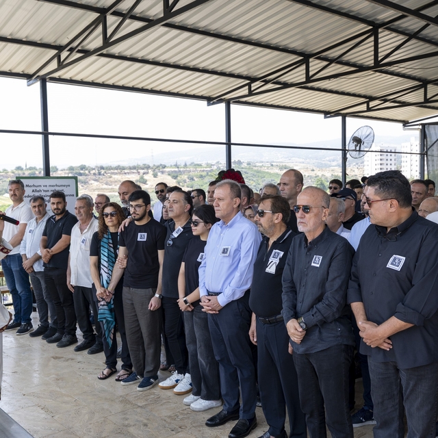 Gazeteci Duygu Öksüz Canova son yolculuğuna uğurlandı