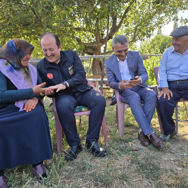 Yozgat'ta depremzedeler biten deprem konutlarına yerleşmeye başladı