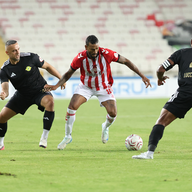Ekenler Beton Sivasspor- Turka Esenler Erokspor: 0-0