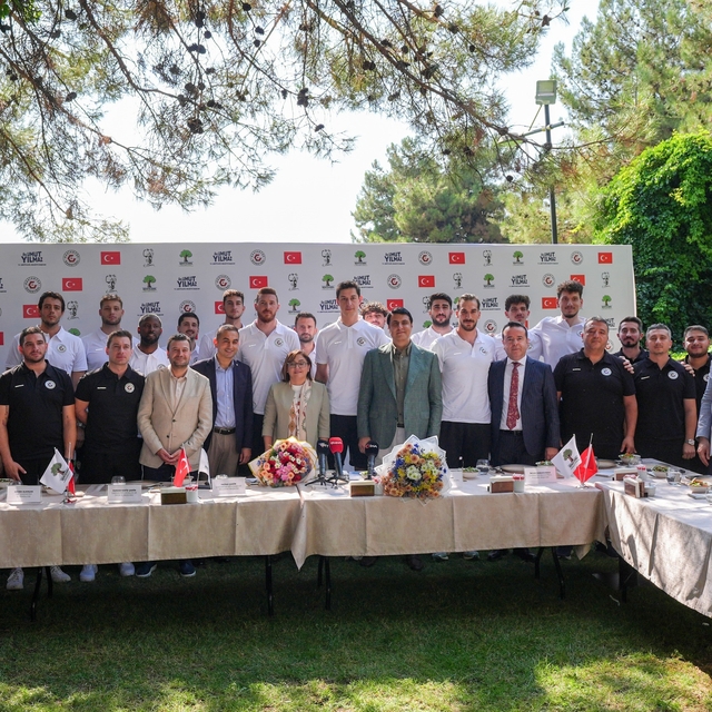 Gaziantep Basketbol, Şehitkamil Belediyesi'ne devredildi
Yeni başkan İrfan...