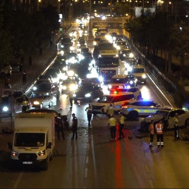 Konya'da iki otomobil çarpıştı: 2 yaralı