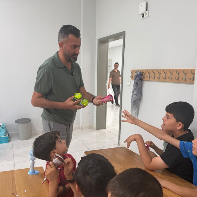 AK Parti Ağrı İl Başkanı Yıldız, öğrencilerin sosyal medya davetini geri çe...