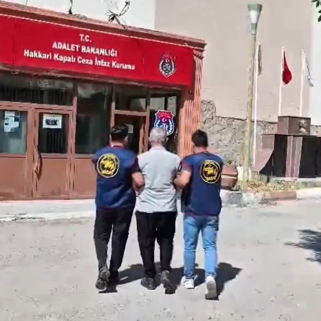 Hakkari'de 20 yıl 7 ay hapis cezası bulunan firari yakalandı
