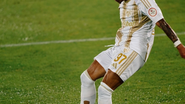 Kayserispor'un ilk golleri Seferi'den