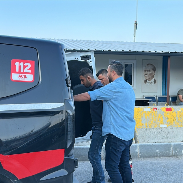 Kundaklama şüphelisi korsan taksiyle kaçarken yakalandı