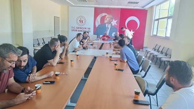 Bilecik'te U11, U12 ve U13 Gençler Ligi kura çekildi