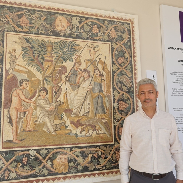 Antakya'nın dünyaya dağılan tarihi mirası, replika eserlerle  sanat severle...