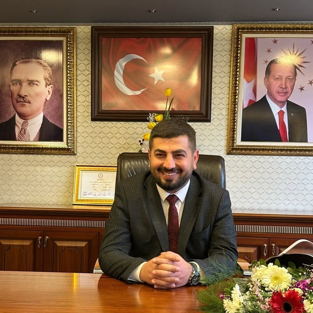 Arı kovanlarının bakımını yaparken iskeleden düşen belediye başkanı yaralan...