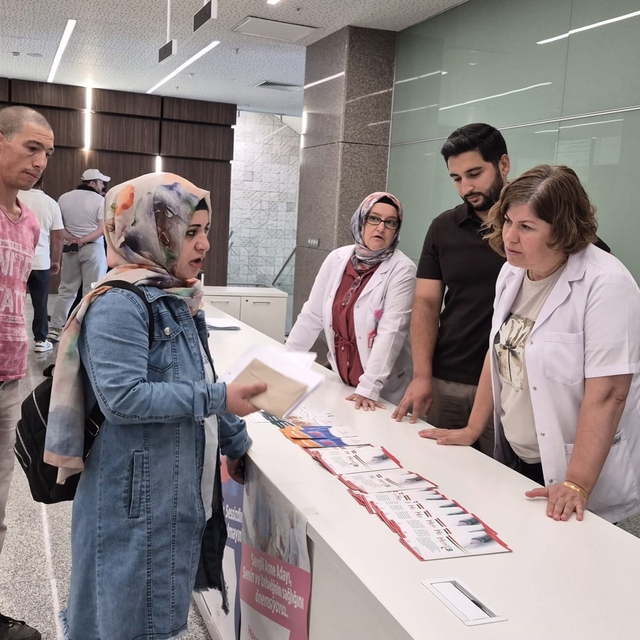Kütahya Şehir Hastanesi'nde 'hepatite' karşı farkındalık çalışması