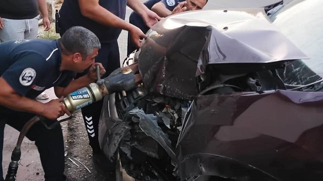 Antakya'da trafik kazası: 2 yaralı