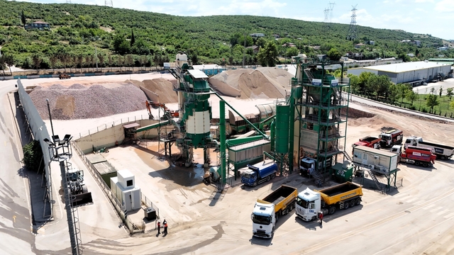 Kocaeli'nin yollarında yerli üretim gücü: 6 ayda 115 bin ton asfalt