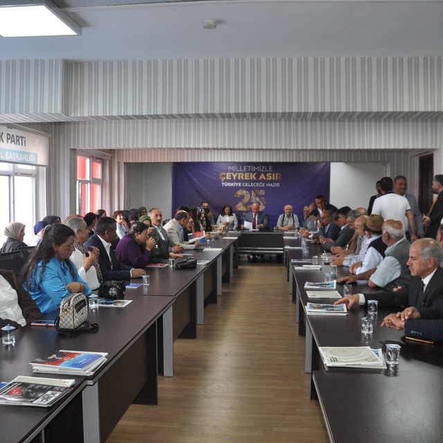 AK Parti Kars İl Başkanı Muammer Sancar: "25 yıldır milletimizin emanetini...