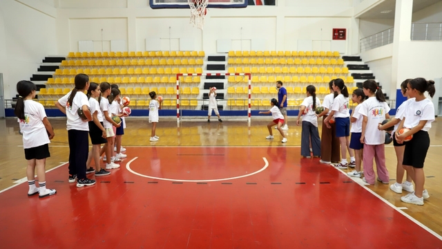 Çocuklar 15 branşta yeteneklerini geliştiriyor