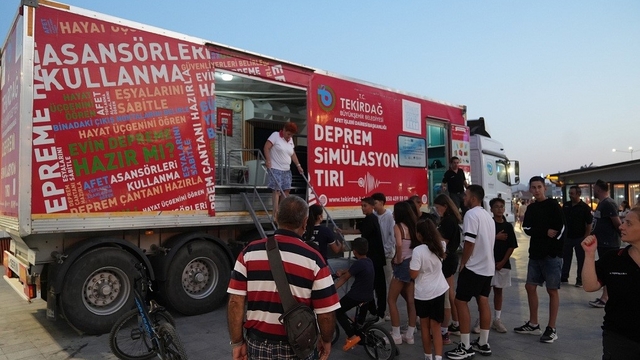 Mürefte depreminin yıldönümünde deprem eğitimi