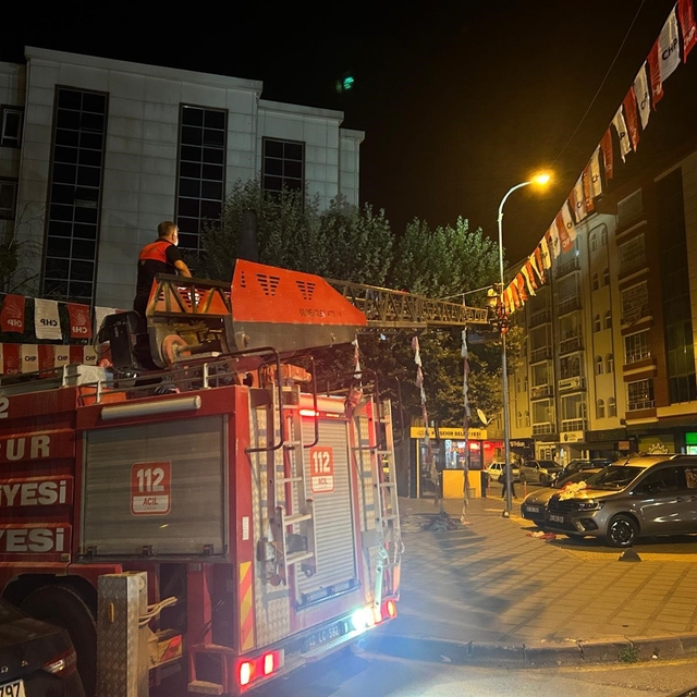 Kırşehir'de CHP'nin bayrak değişimi talebine itfaiyeden olumsuz yanıt
