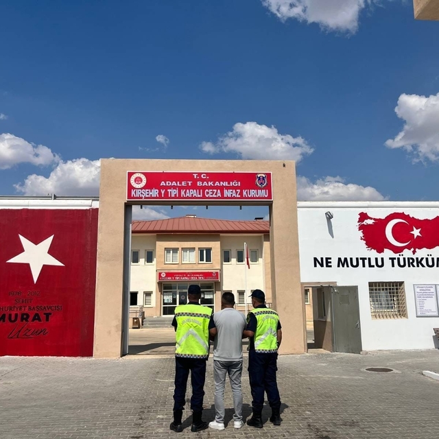 3 yıl kesinleşmiş cezası olan şahıs polisten kaçamadı