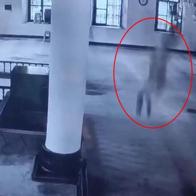Görele'de çocukların camideki iddialaşması ucuz atlatıldı: Caminin ikinci k...